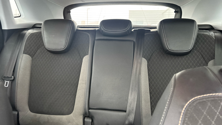 Vauxhall Grandland X 1.2 Turbo SRi Nav 5dr Petrol Hatchback